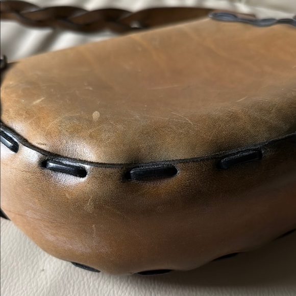 Vintage Tan Leather Women's Bag - Picture 4 of 7